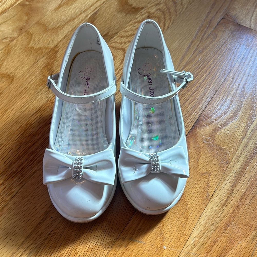 Girls communion shoes size 13 white patent leather